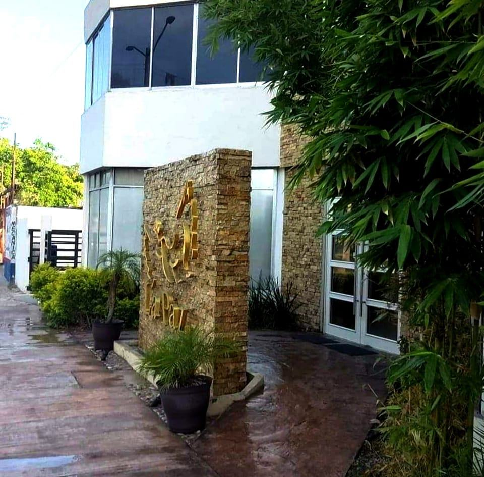 fotos de La Paz Funeral Home Tampico