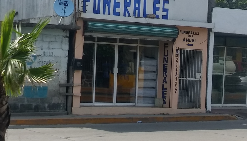 Funerales Del Angel