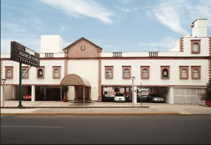 j garcía lópez casa satélite