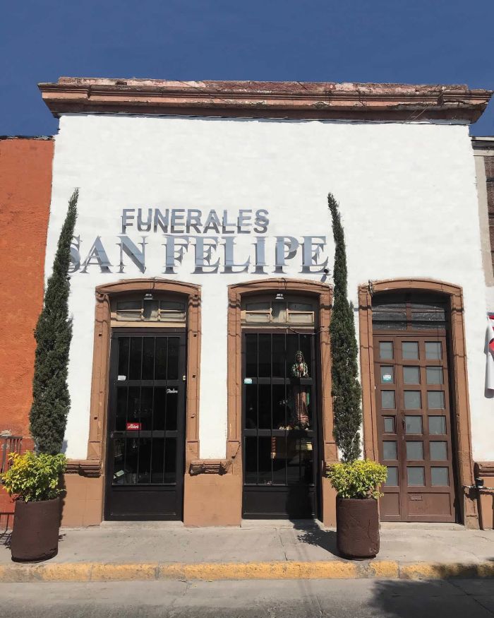 Fachada de Funerales San Felipe en León, Guanajuato